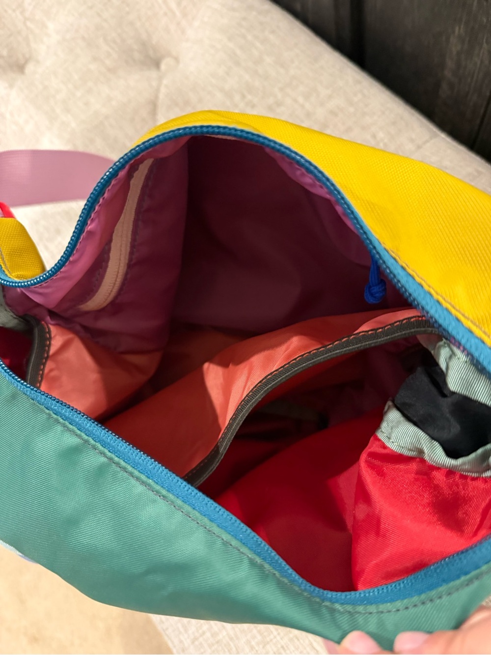 Cotopaxi Taal Convertible Tote - Del Día - Picture 5 of 5